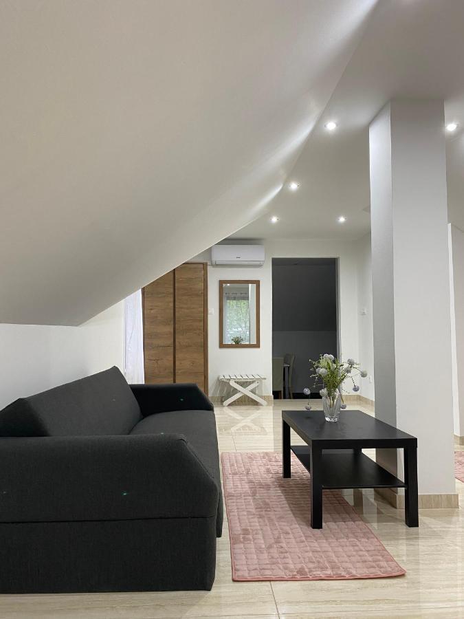 Apartma Azurre Постойна Экстерьер фото