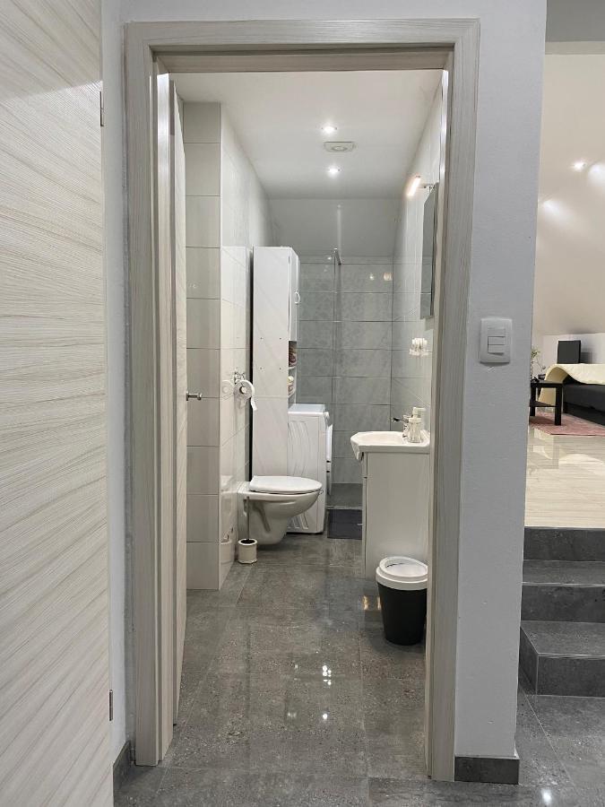 Apartma Azurre Постойна Экстерьер фото