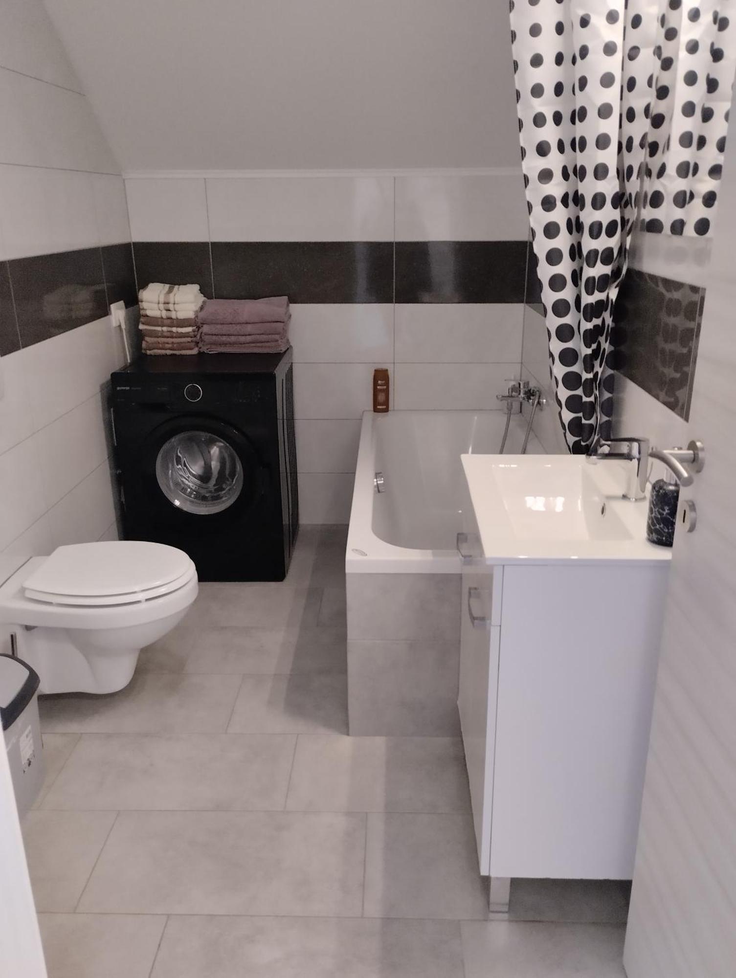 Apartma Azurre Постойна Экстерьер фото