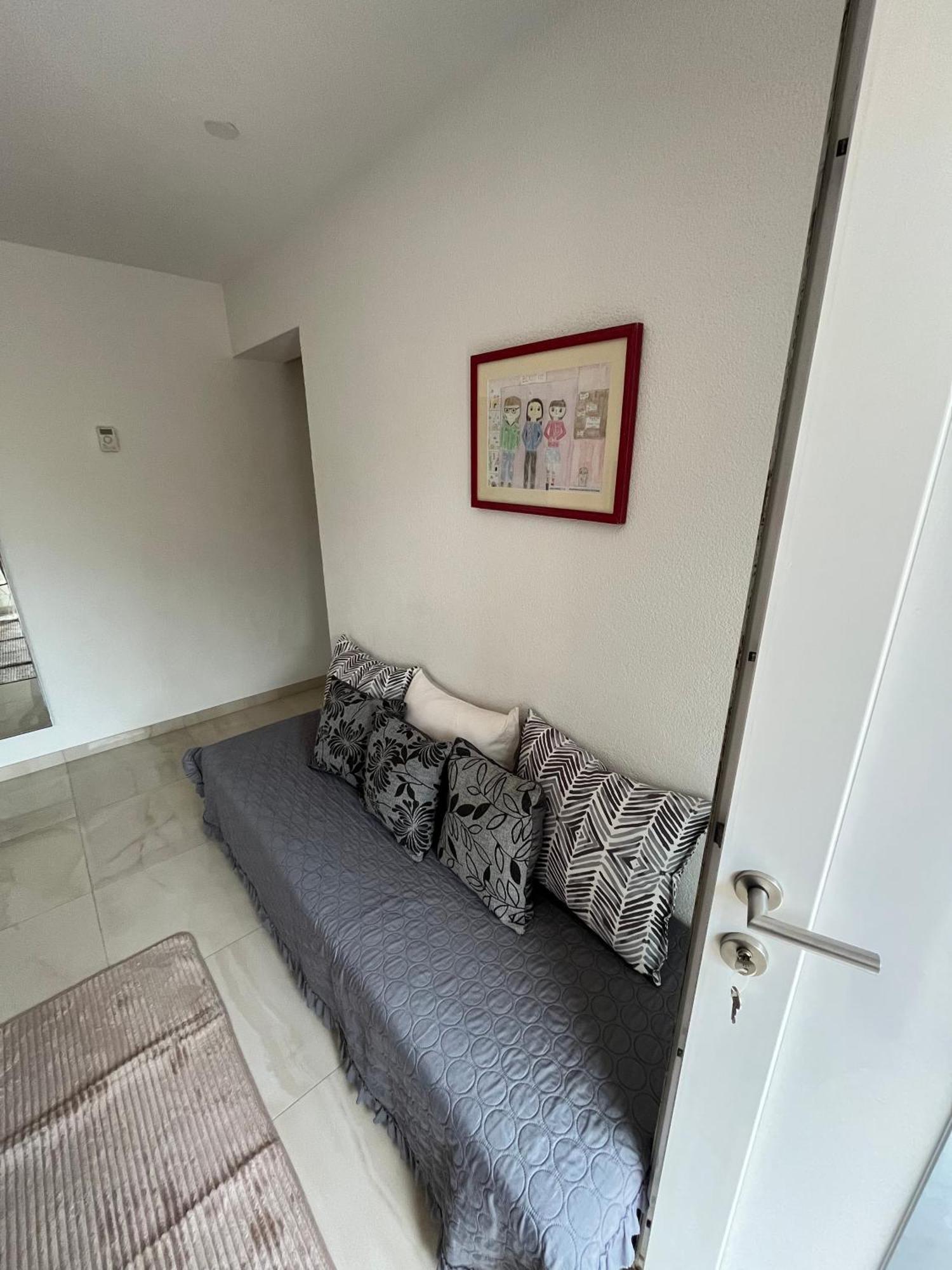 Apartma Azurre Постойна Экстерьер фото
