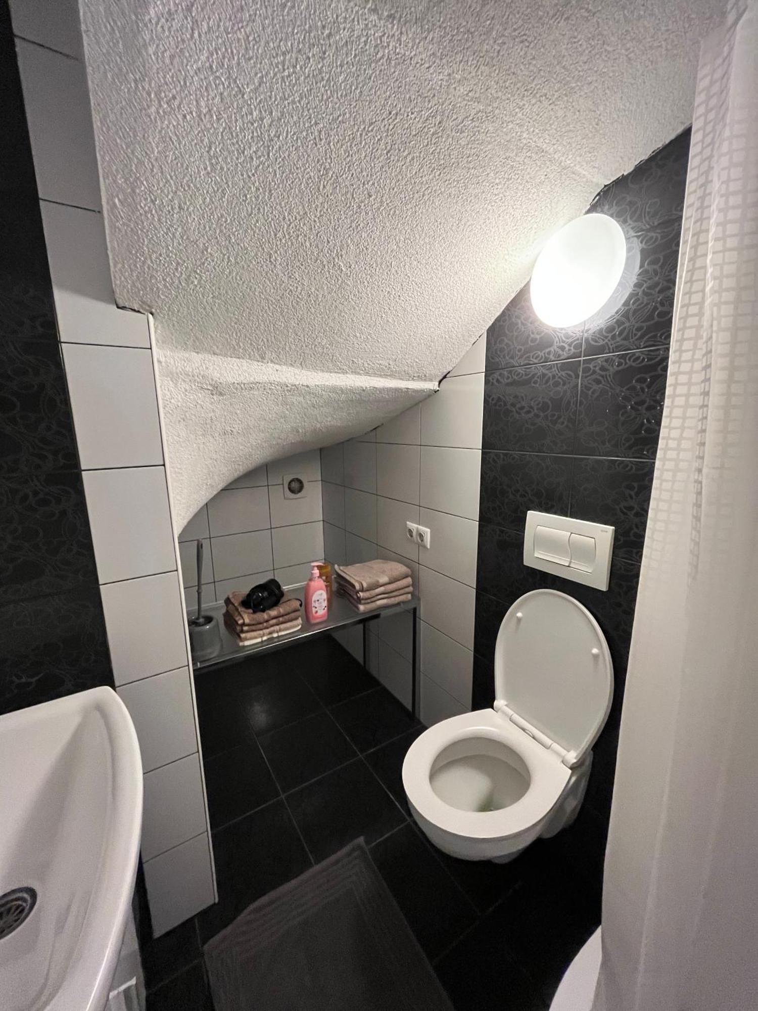 Apartma Azurre Постойна Экстерьер фото