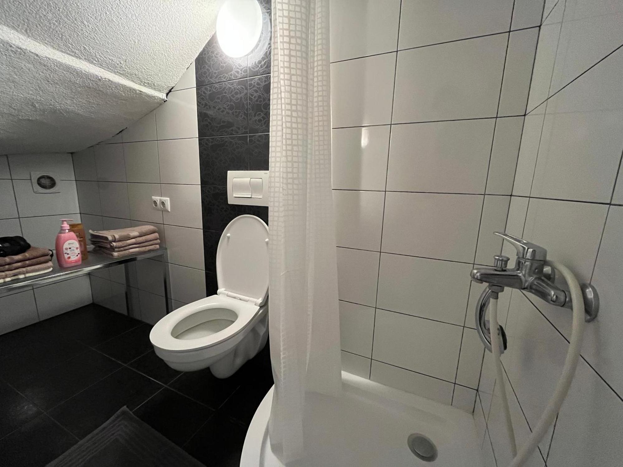 Apartma Azurre Постойна Экстерьер фото